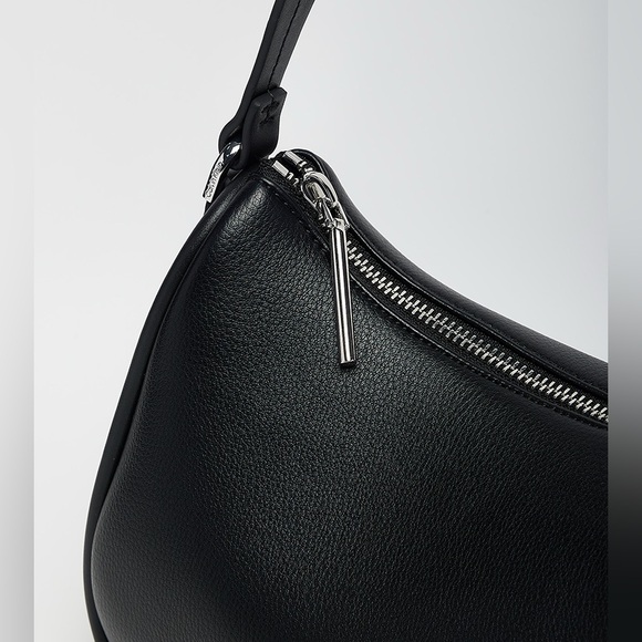 Calvin Klein| Textured Shoulder Bag - Picture 4 of 7